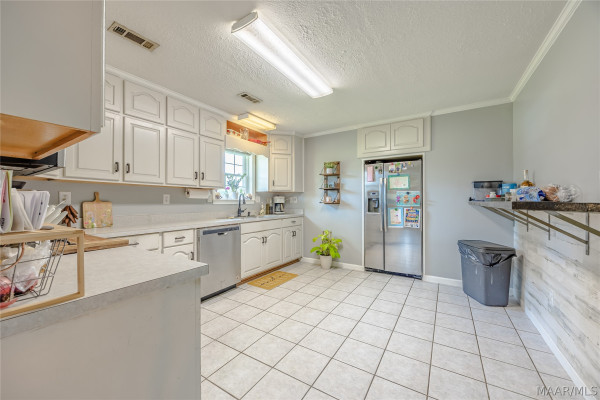 466 County Road 368 .