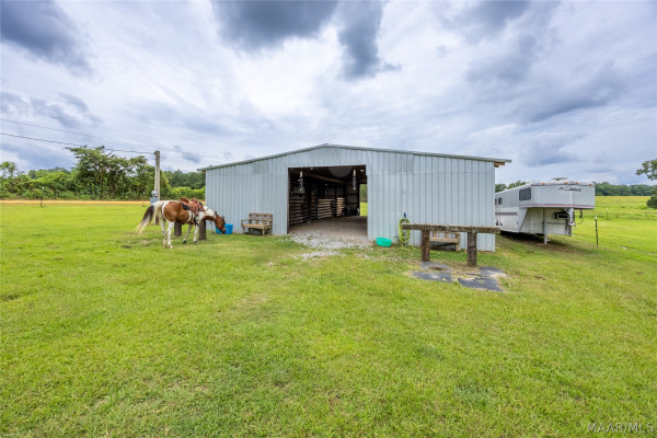 466 County Road 368 .