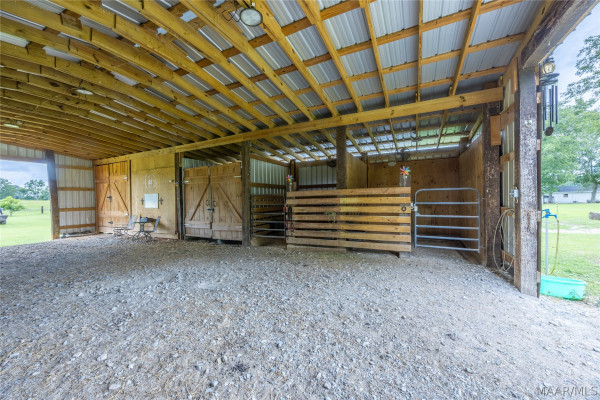 466 County Road 368 .