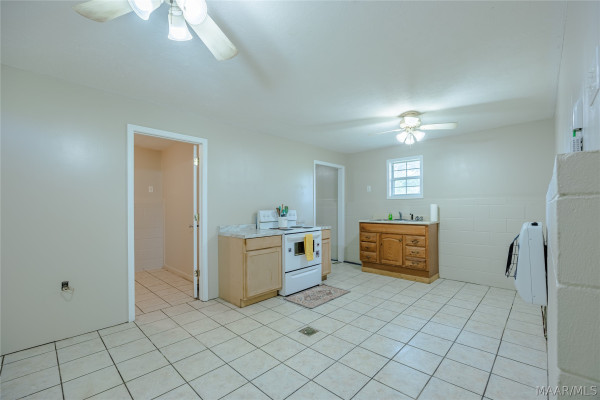 466 County Road 368 .