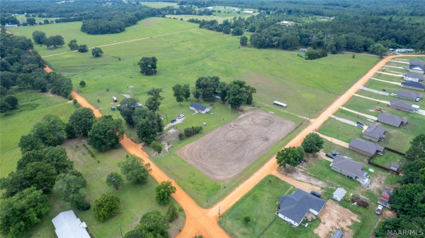 466 County Road 368 .