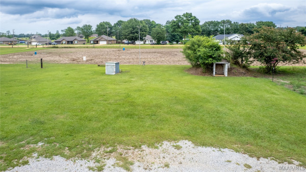 466 County Road 368 .