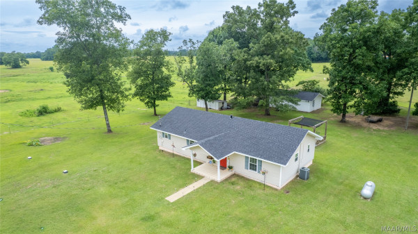 466 County Road 368 .