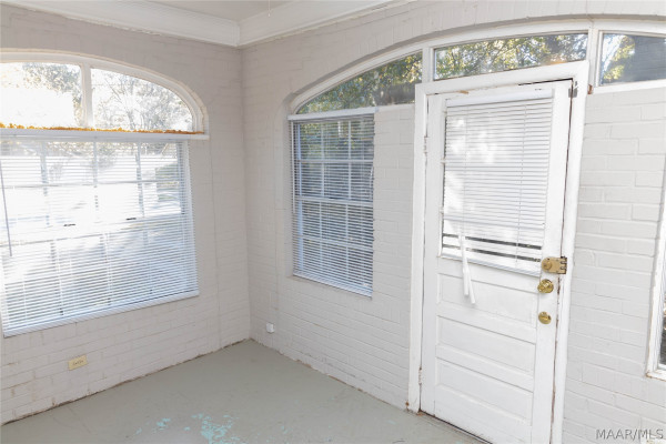 3256 Montezuma Road