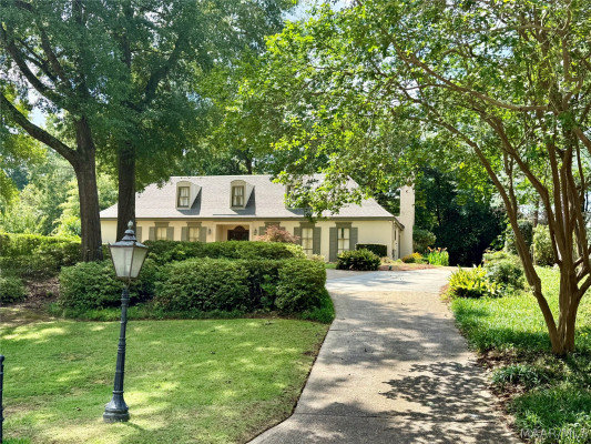 33 Creek Court