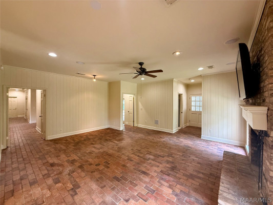 33 Creek Court