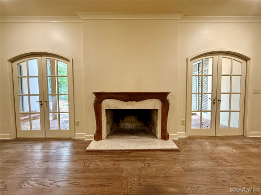 33 Creek Court