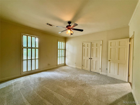 33 Creek Court