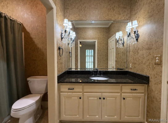 33 Creek Court