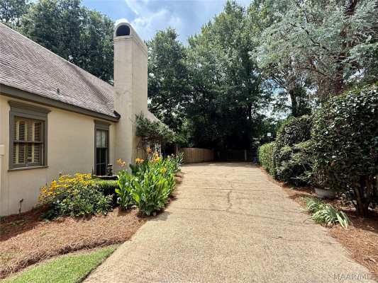 33 Creek Court