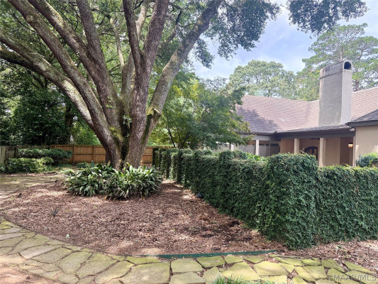 33 Creek Court