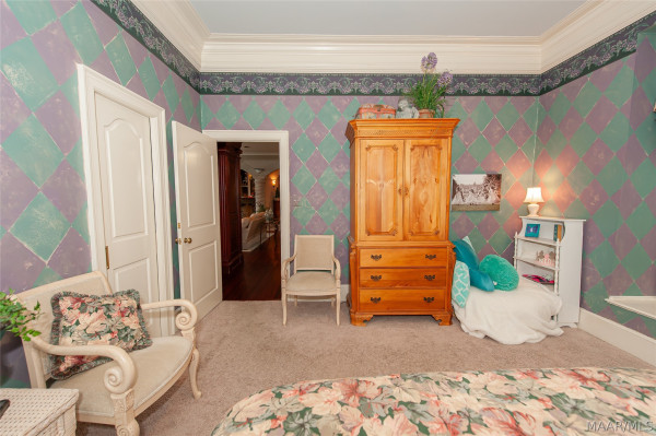 8048 Westchester Place