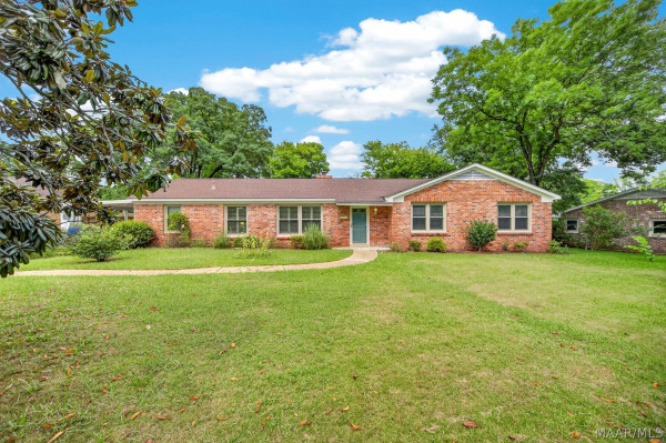 2740 Oxford Drive
