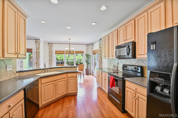 5650 Ash Grove Court