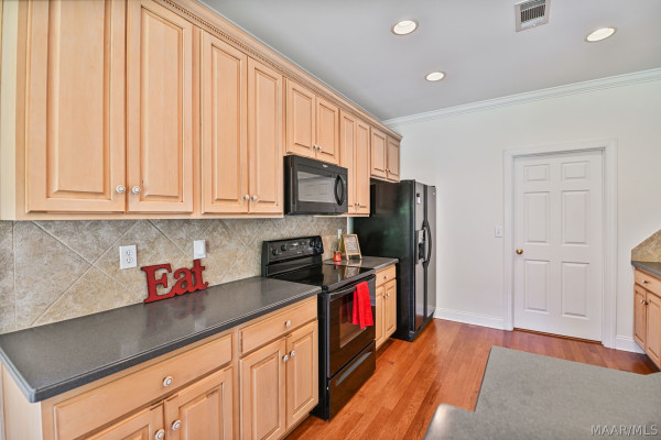 5650 Ash Grove Court