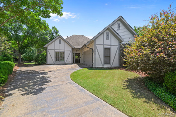 5650 Ash Grove Court