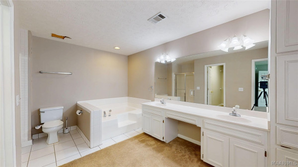 245 LAKESHORE Drive