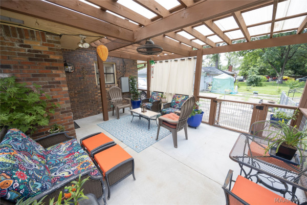 3407 Fernway Drive