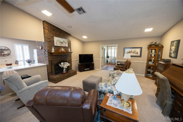 3407 Fernway Drive