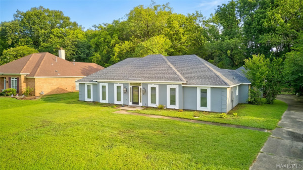 6555 Eastwood Glen Drive
