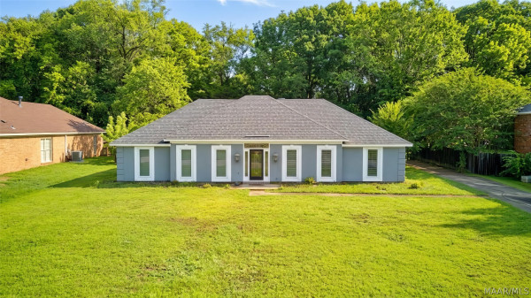 6555 Eastwood Glen Drive