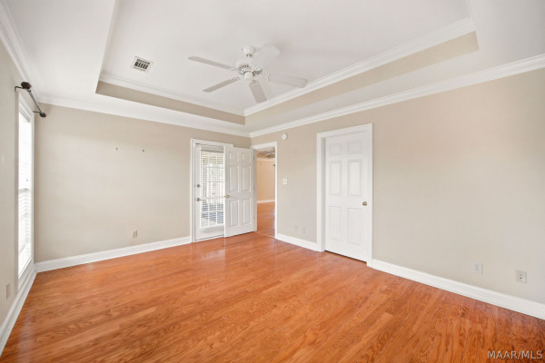 100 River Chase Court