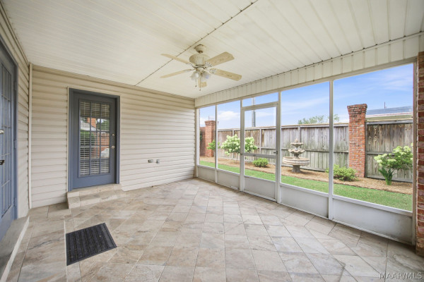 100 River Chase Court