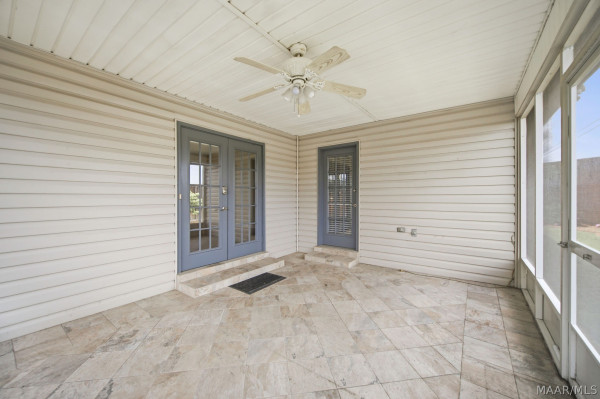 100 River Chase Court