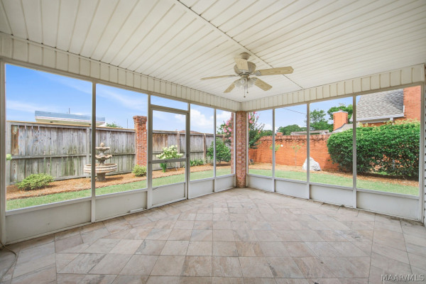 100 River Chase Court