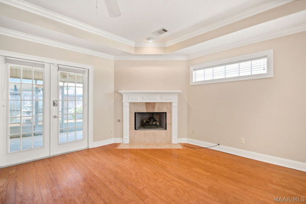 100 River Chase Court