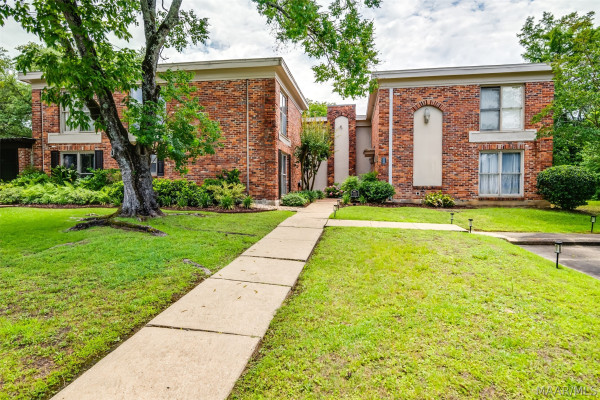2914 Canterbury Drive