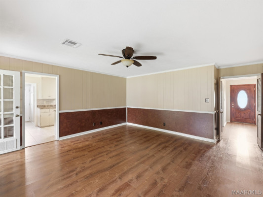 2042 Kingsbury Drive