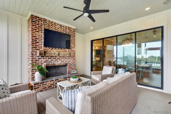 71 Crescent Park