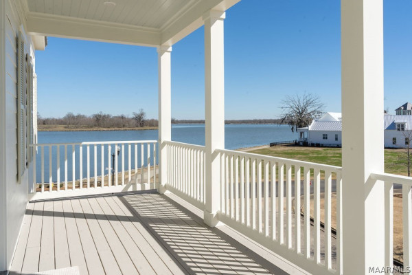 71 Crescent Park