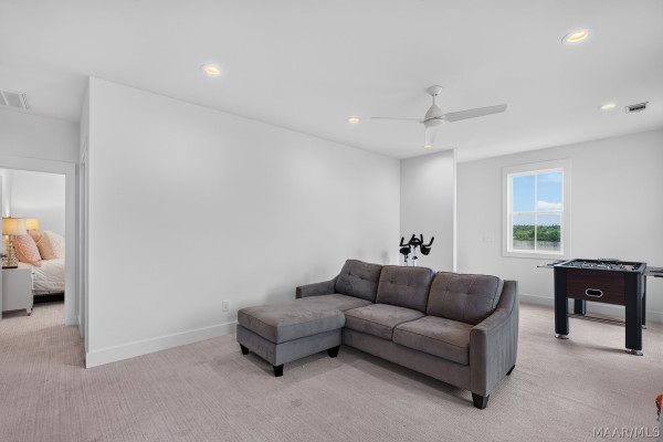 71 Crescent Park