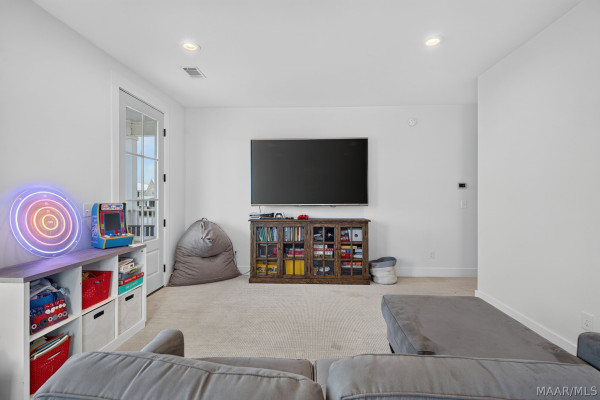 71 Crescent Park