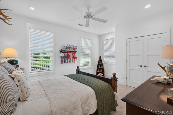 71 Crescent Park