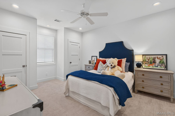 71 Crescent Park