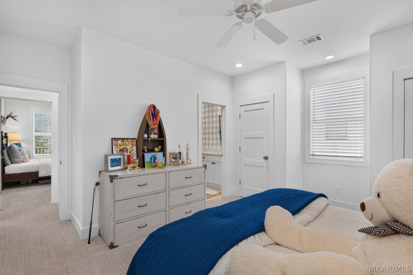 71 Crescent Park