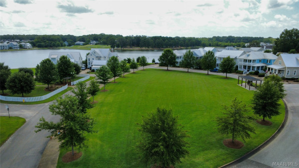 71 Crescent Park