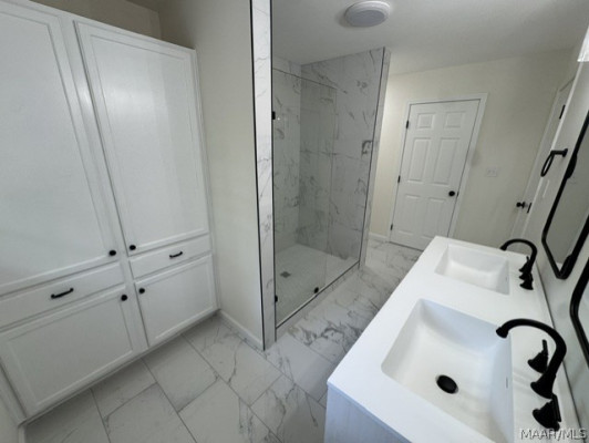 382 Holly Ridge Drive