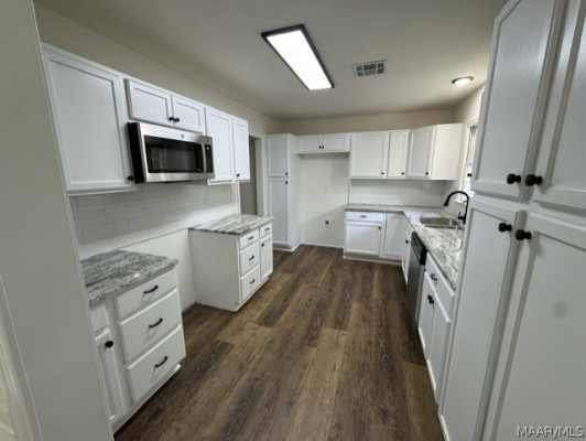 382 Holly Ridge Drive