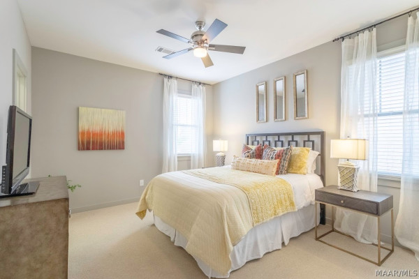 7764 LONG ACRE Street