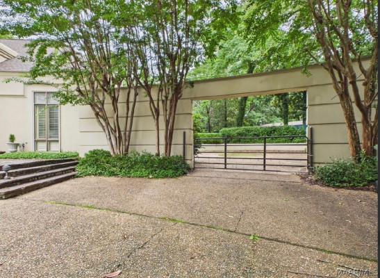 1829 Fairlee Court