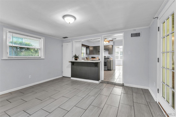 87 Kent Street
