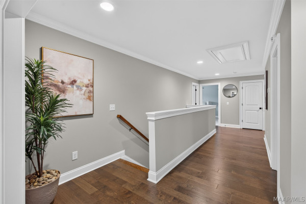 547 Grand Avenue