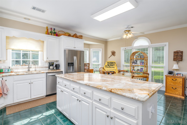 1000 Merrywood Drive