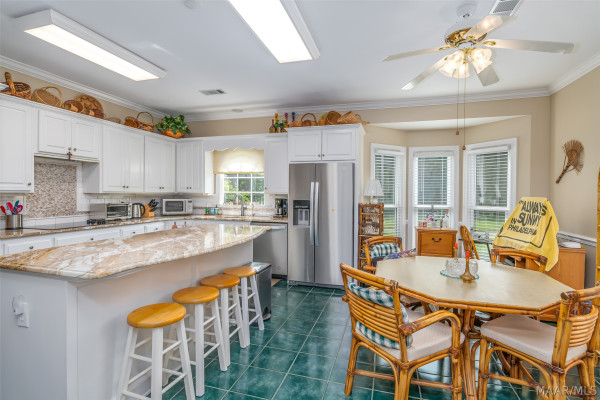 1000 Merrywood Drive
