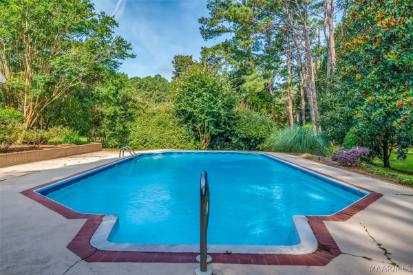1000 Merrywood Drive