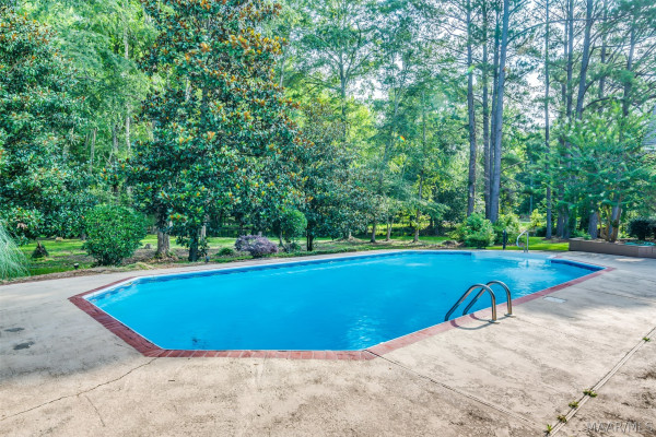 1000 Merrywood Drive